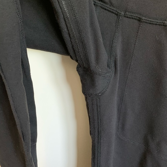 Lululemon straight leg leggings - size 4 - Picture 2 of 7